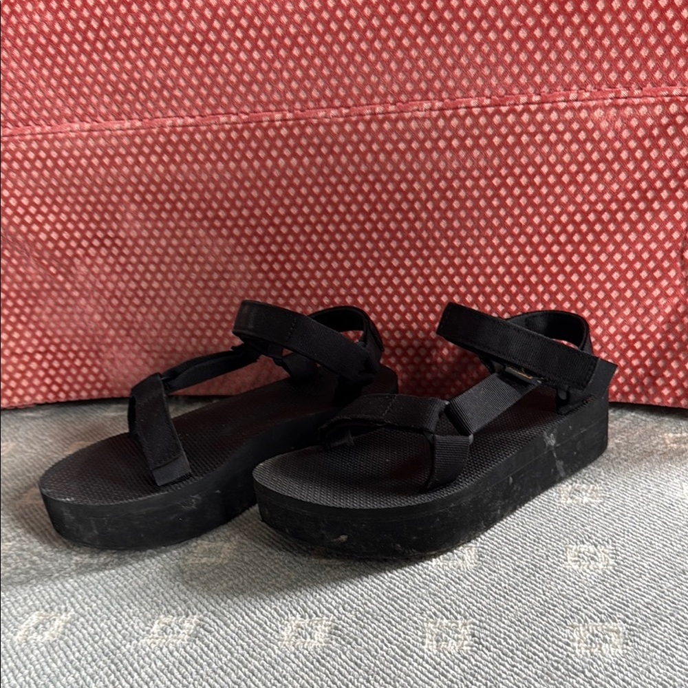 Teva Women's Black Platform Sandals size 8